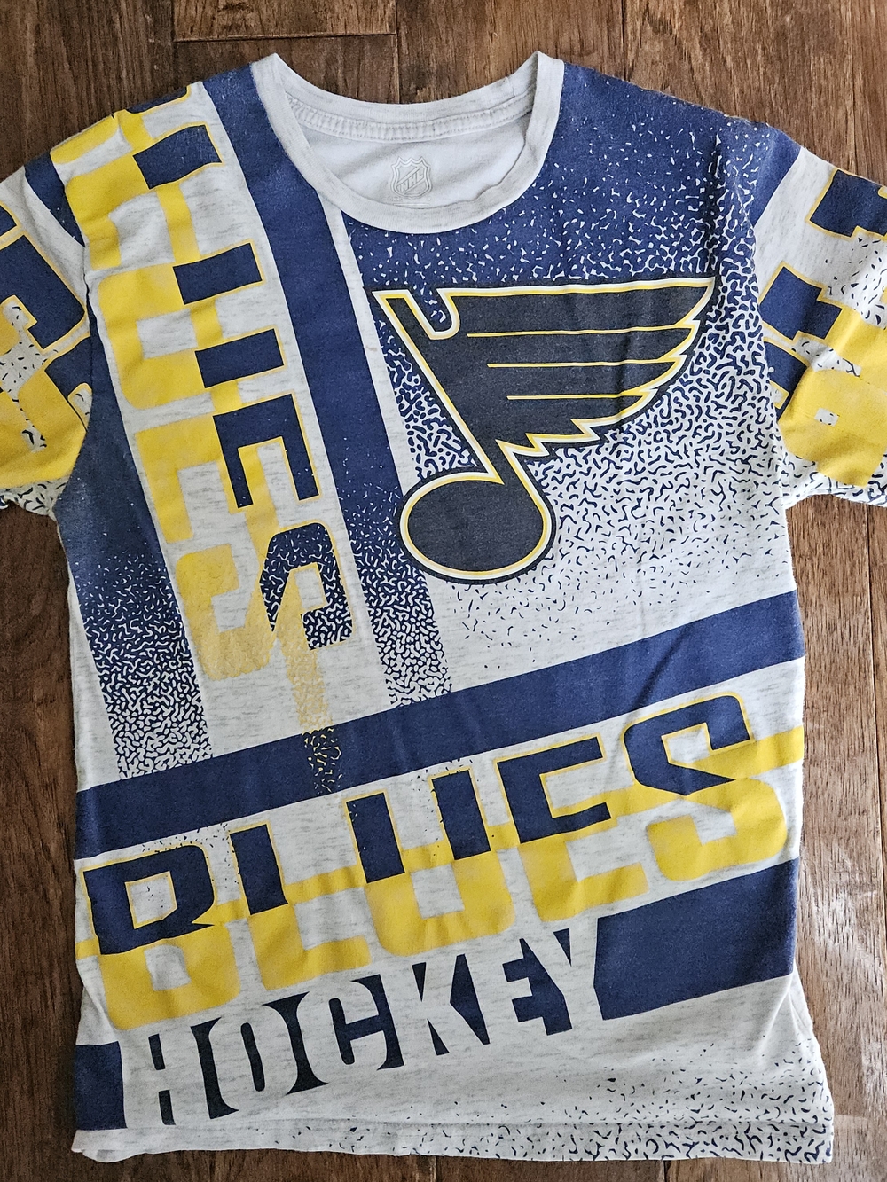 NHL St. Louis Blues Kids Size 14-16 Short Sleeve Tee - AOP